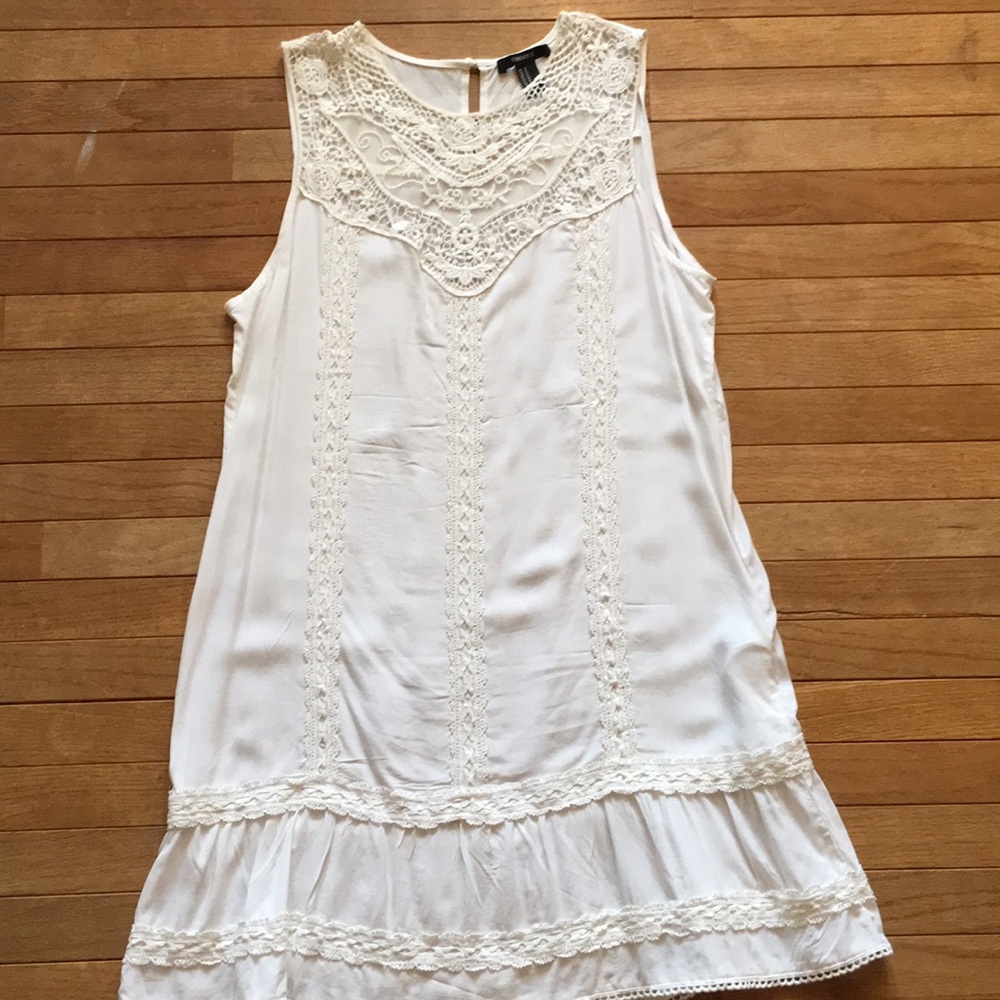 White sundress only worn once